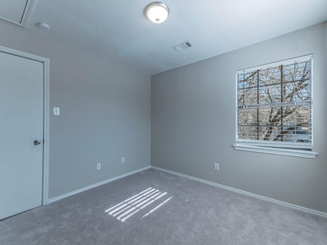 1807 Parkwood DR, Leander, TX 78641