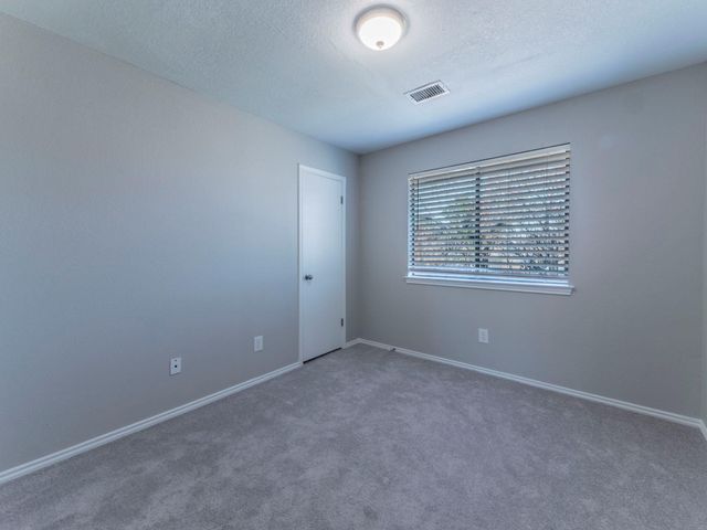 1807 Parkwood DR, Leander, TX 78641