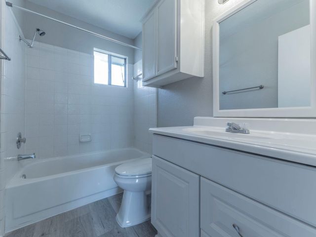 1807 Parkwood DR, Leander, TX 78641