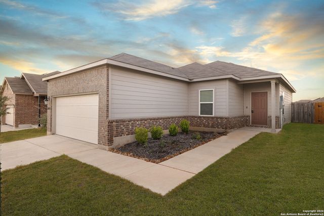 13023 Heathers Elm, St Hedwig, TX 78152