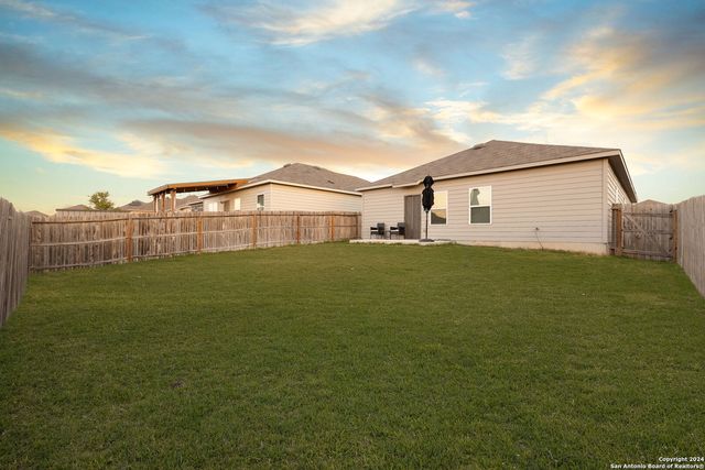 13023 Heathers Elm, St Hedwig, TX 78152