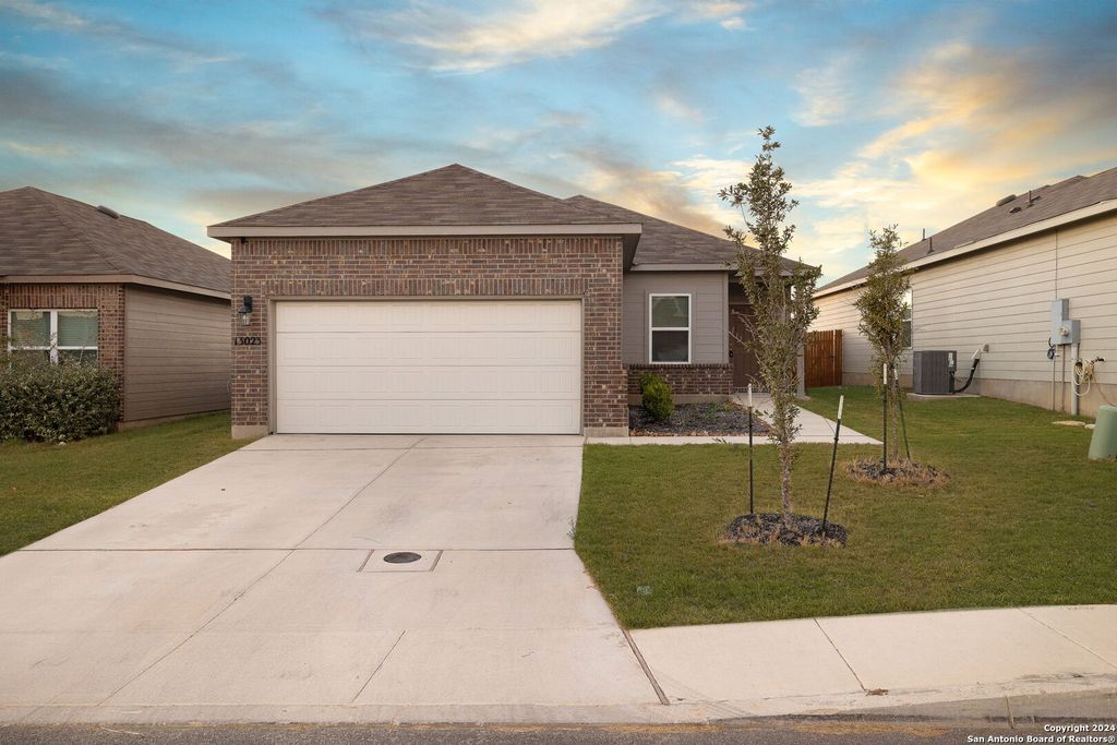 13023 Heathers Elm, St Hedwig, TX 78152