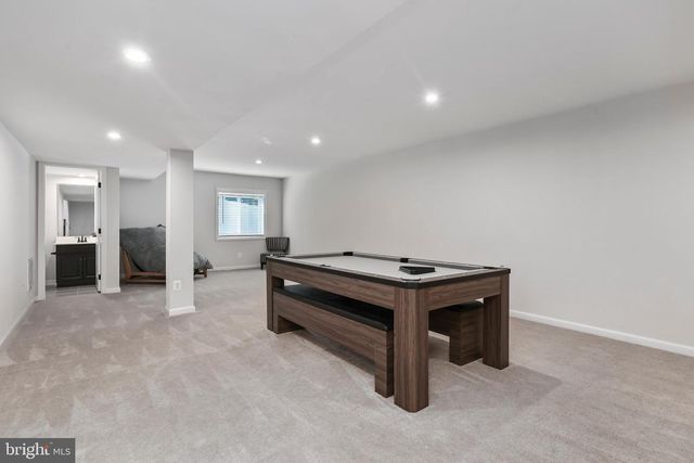 305 COURTHOUSE MANOR DR, Stafford, VA 22554