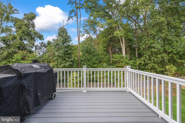 305 COURTHOUSE MANOR DR, Stafford, VA 22554