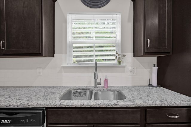 1401 Abercorn Lane, Sanford, NC 27330