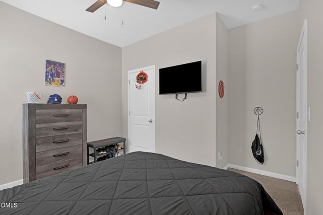 1401 Abercorn Lane, Sanford, NC 27330