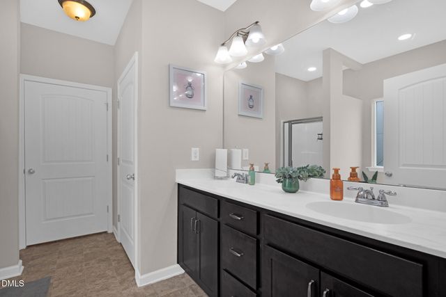 1401 Abercorn Lane, Sanford, NC 27330