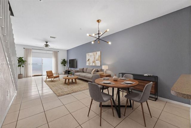 7802 Catalina Cir, Tamarac, FL 33321