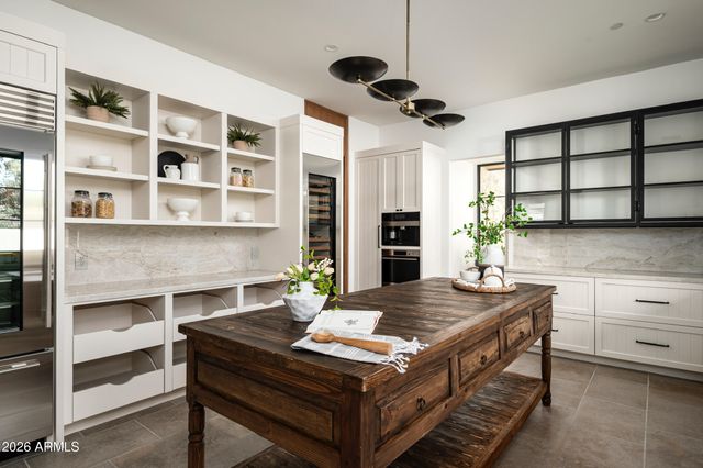 4864 E LAFAYETTE Boulevard, Phoenix, AZ 85018