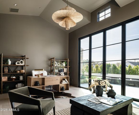 4864 E LAFAYETTE Boulevard, Phoenix, AZ 85018