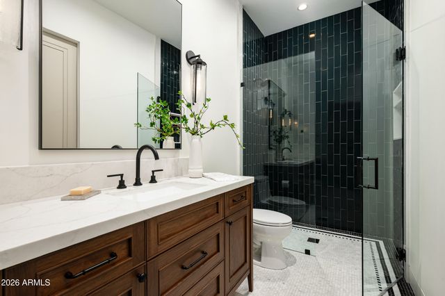 4864 E LAFAYETTE Boulevard, Phoenix, AZ 85018