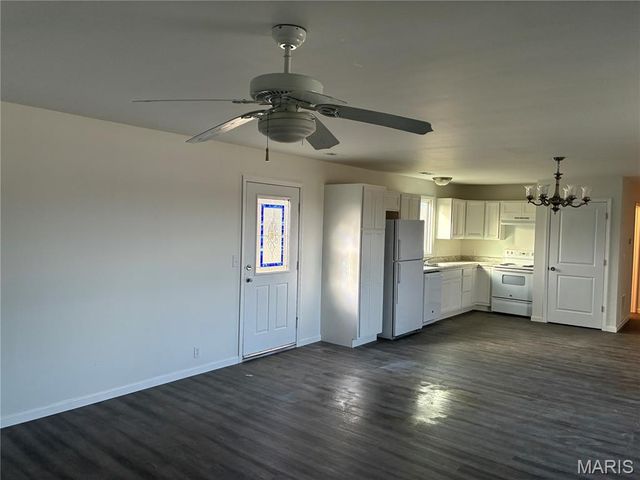 6006 Saddle Ridge Road, Troy, MO 63379