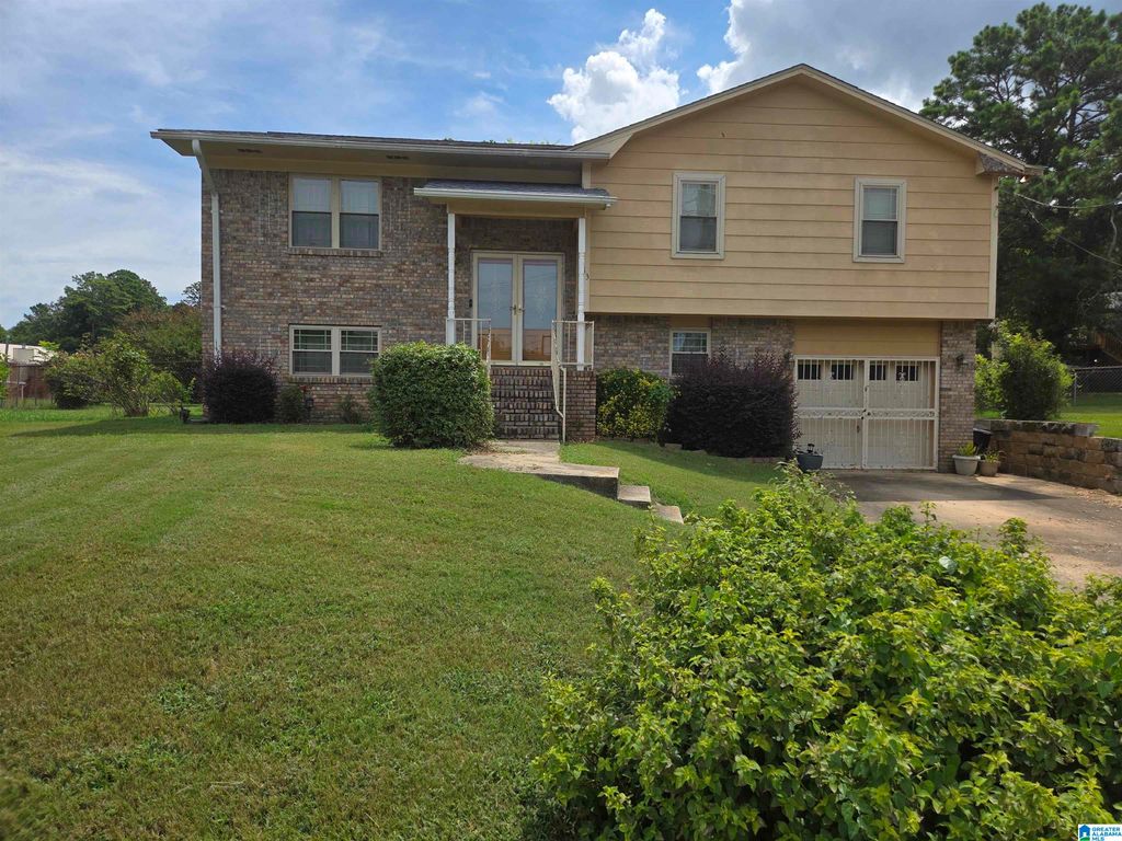 13 VARIN WAY, Bessemer, AL 35022