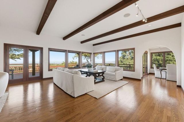 11571 Buena Vista Drive, Los Altos Hills, CA 94022