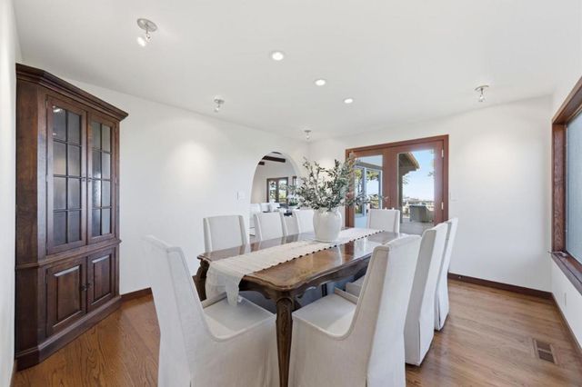 11571 Buena Vista Drive, Los Altos Hills, CA 94022