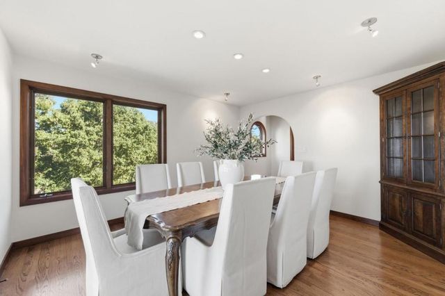 11571 Buena Vista Drive, Los Altos Hills, CA 94022