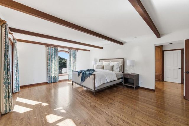 11571 Buena Vista Drive, Los Altos Hills, CA 94022