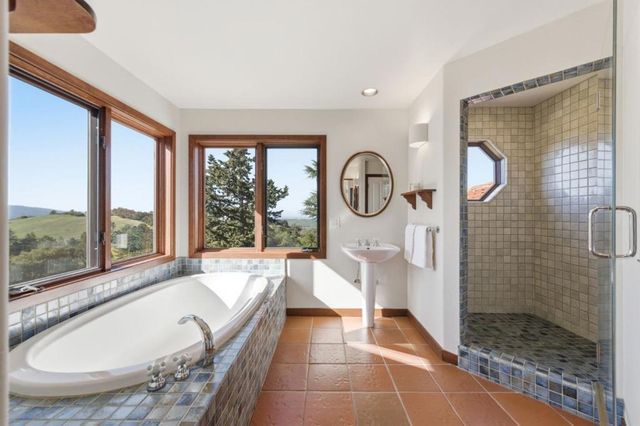11571 Buena Vista Drive, Los Altos Hills, CA 94022