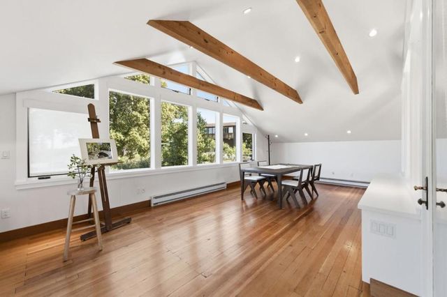 11571 Buena Vista Drive, Los Altos Hills, CA 94022