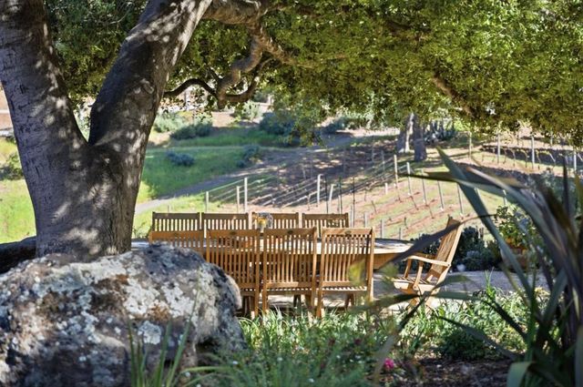 11571 Buena Vista Drive, Los Altos Hills, CA 94022