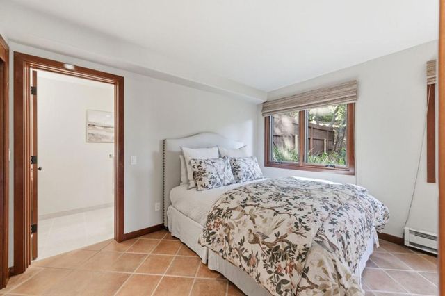 11571 Buena Vista Drive, Los Altos Hills, CA 94022