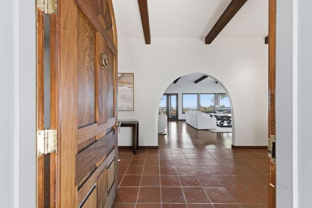 11571 Buena Vista Drive, Los Altos Hills, CA 94022