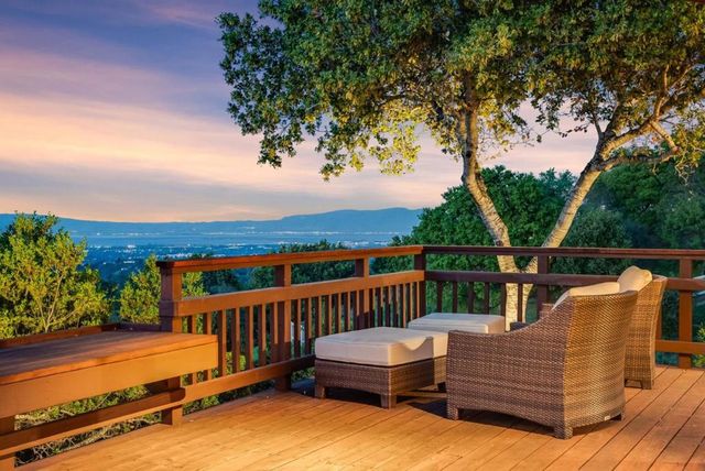 11571 Buena Vista Drive, Los Altos Hills, CA 94022
