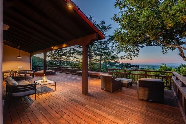 11571 Buena Vista Drive, Los Altos Hills, CA 94022