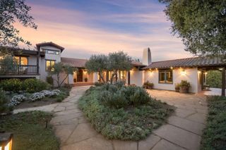 11571 Buena Vista Drive, Los Altos Hills, CA 94022