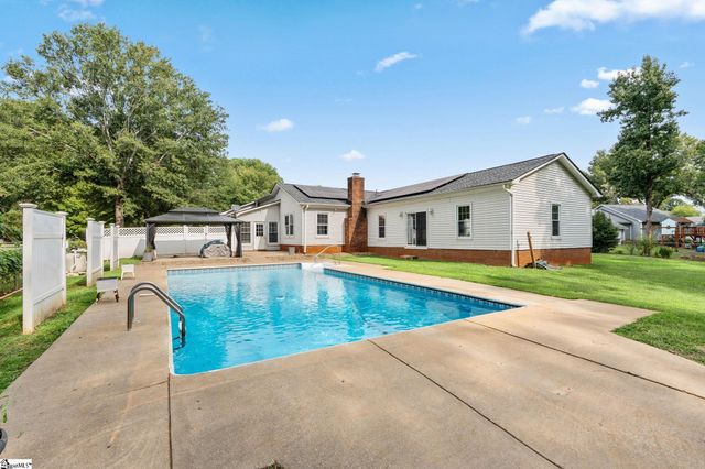 205 Harness Trail, Simpsonville, SC 29681