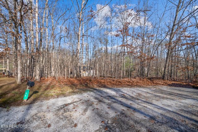 34 Clinebrook Drive, Crossville, TN 38558