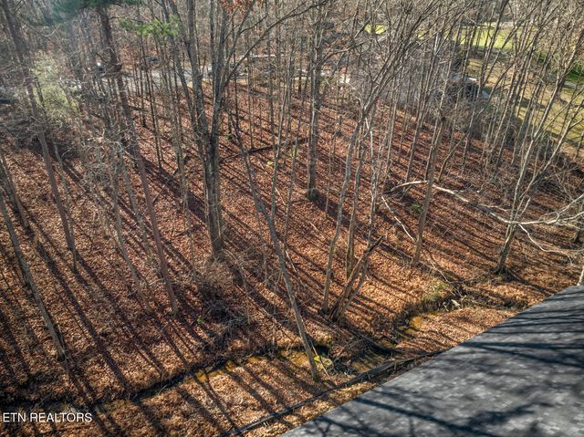 34 Clinebrook Drive, Crossville, TN 38558