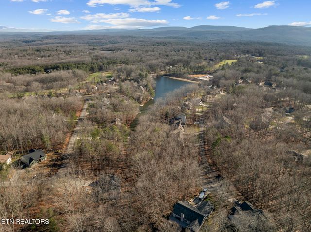 34 Clinebrook Drive, Crossville, TN 38558