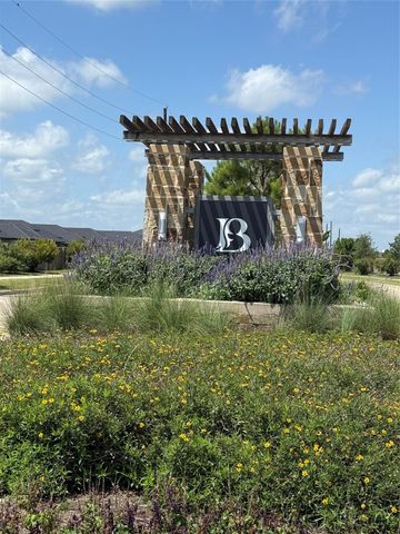 5635 Ivory Cove Lane SW, Fulshear, TX 77441