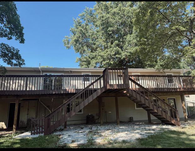 1806 ROSE DR, Columbia, MO 65202