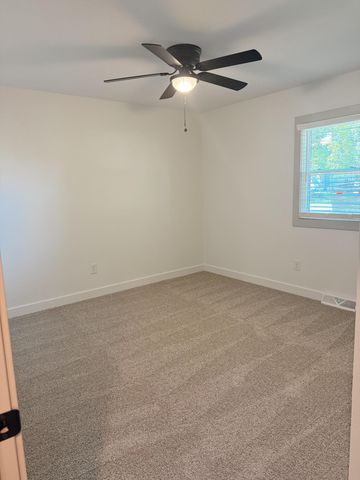 1806 ROSE DR, Columbia, MO 65202