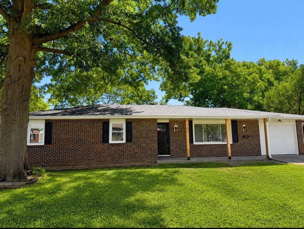 1806 ROSE DR, Columbia, MO 65202