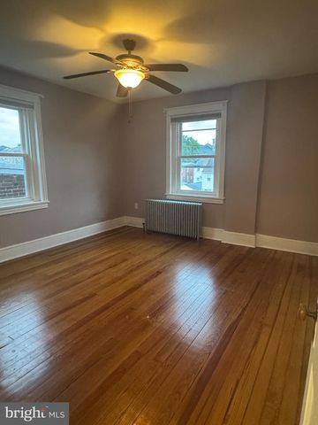 138 3RD AVE, Conshohocken, PA 19428