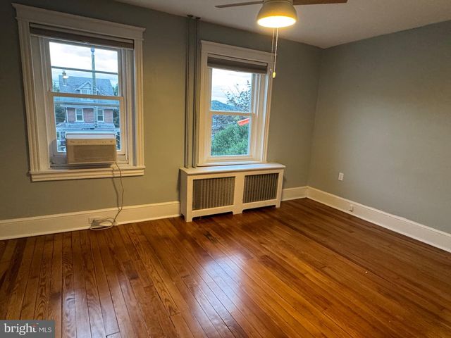 138 3RD AVE, Conshohocken, PA 19428