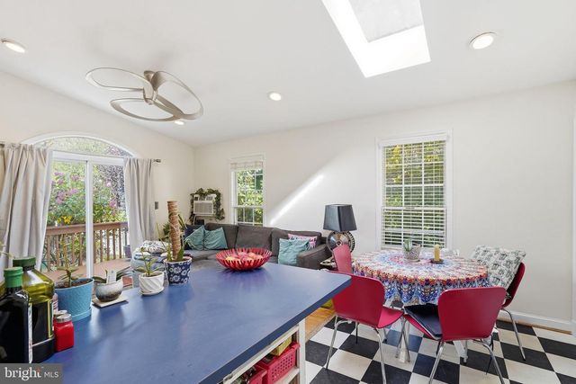 8209 MEADOWBROOK LN, Chevy Chase, MD 20815