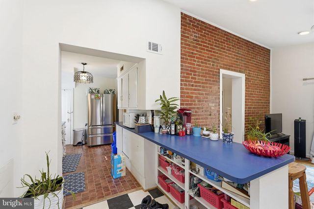 8209 MEADOWBROOK LN, Chevy Chase, MD 20815