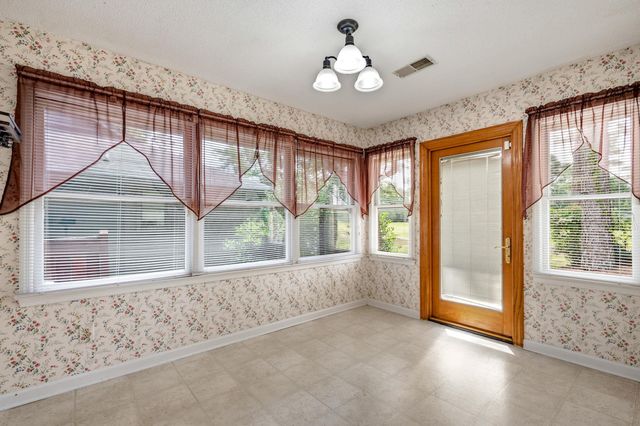 117 Mayberry Ln., Conway, SC 29526