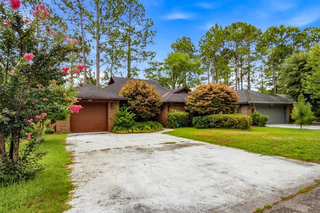 117 Mayberry Ln., Conway, SC 29526