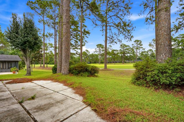 117 Mayberry Ln., Conway, SC 29526
