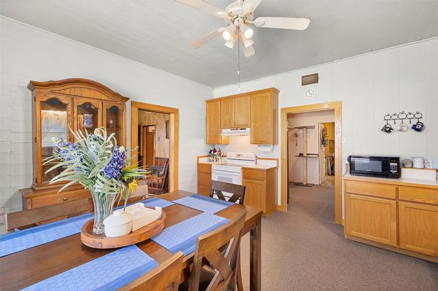 1546 County Road 203, Paige, TX 78659