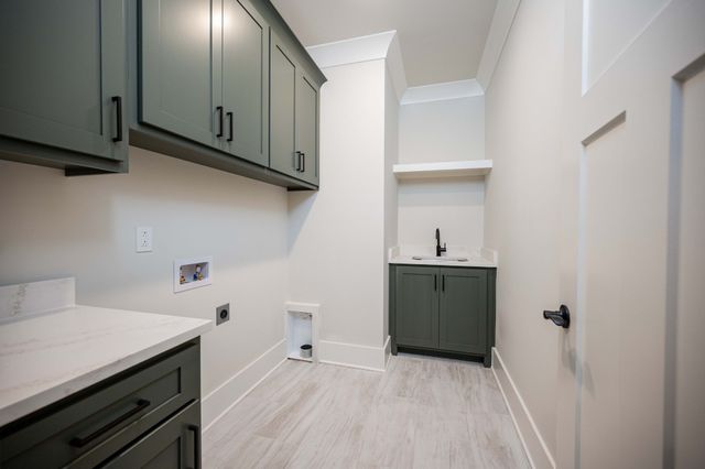 2829 Canfield Dr, Murfreesboro, TN 37128