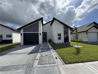 5808 N Rayo Del Sol Street, Edinburg, TX 78542