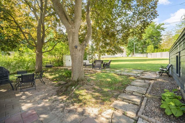 N85W16267 May AVENUE, Menomonee Falls, WI 53051