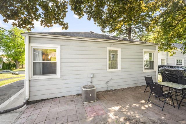 N85W16267 May AVENUE, Menomonee Falls, WI 53051