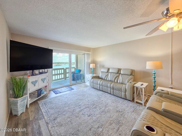 3606 S Peninsula Dr Apt 605, Port Orange, FL 32127